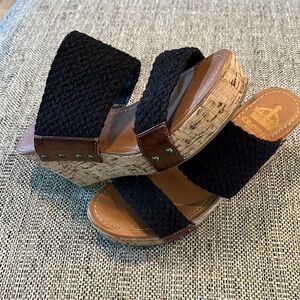 CROWN VINTAGE DOUBLE TROUBLE WEDGE SANDAL SHOES size 8.5 EUC wedges black brown